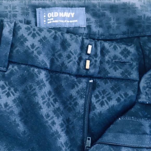 OLD NAVY PIXIE MID-RISE ANKLE CROPPED DRESS PANTS - Picture 2 of 6